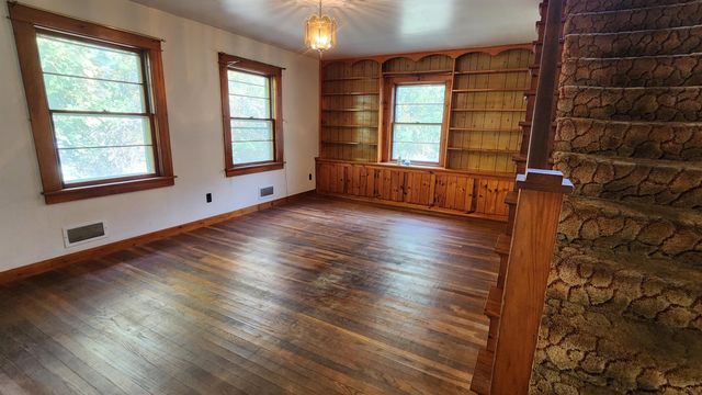 45 Chase Street, Claremont, NH 03743