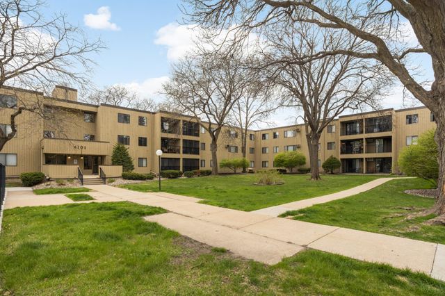 4101 Parklawn Avenue 103, Edina, MN 55435
