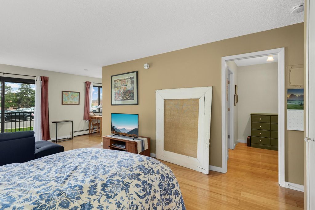 4101 Parklawn Avenue 103, Edina, MN 55435 — photo 4