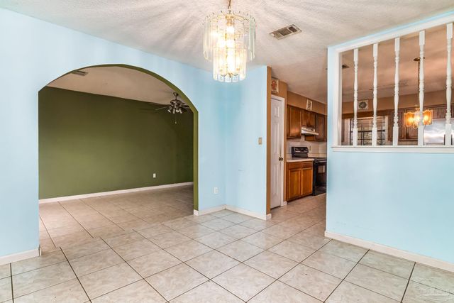 10495 Silver Creek Dr, Pensacola, FL 32506