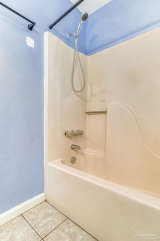 10495 Silver Creek Dr, Pensacola, FL 32506