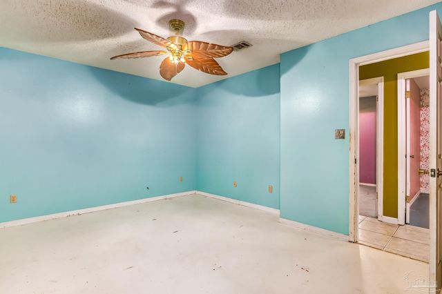 10495 Silver Creek Dr, Pensacola, FL 32506