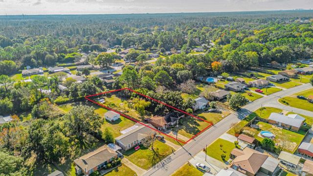 10495 Silver Creek Dr, Pensacola, FL 32506