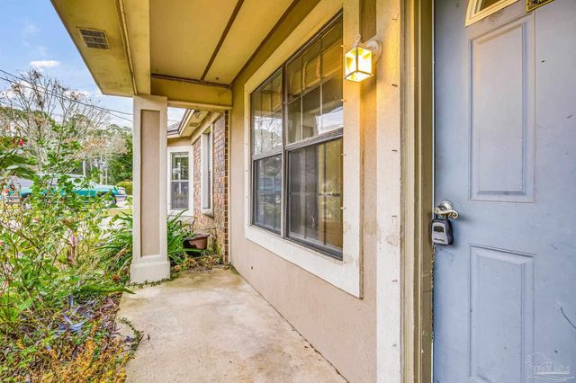 10495 Silver Creek Dr, Pensacola, FL 32506