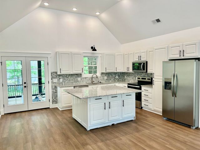 35 GRAPEVINE CV, Counce, TN 38326