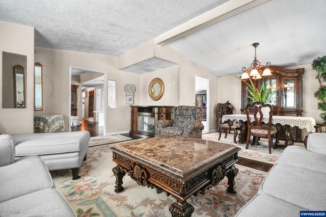 1055 N Lockhaven Dr 51, Keizer, OR 97303