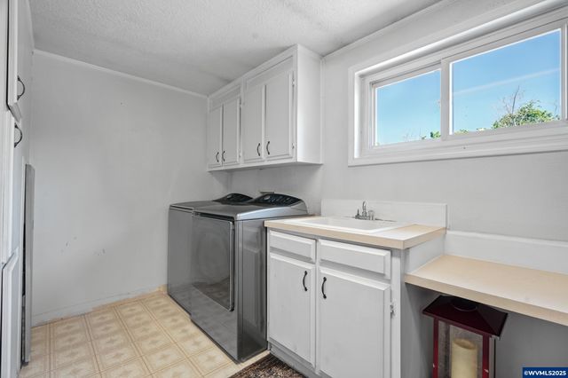 1055 N Lockhaven Dr 51, Keizer, OR 97303