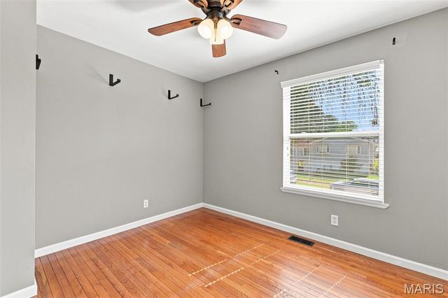 3127 Donnycave Lane, Maryland Heights, MO 63043