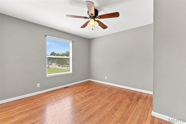 3127 Donnycave Lane, Maryland Heights, MO 63043