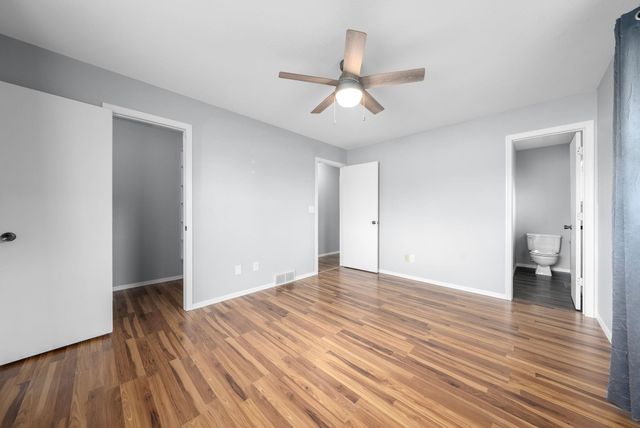 5904 W 58th St Street, Sioux Falls, SD 57106