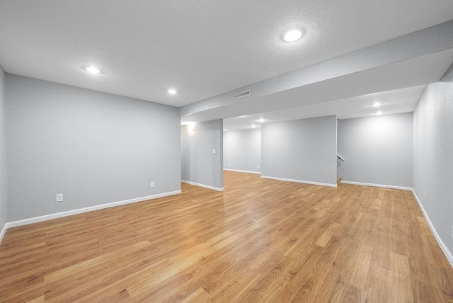 5904 W 58th St Street, Sioux Falls, SD 57106