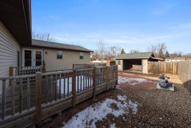 5904 W 58th St Street, Sioux Falls, SD 57106