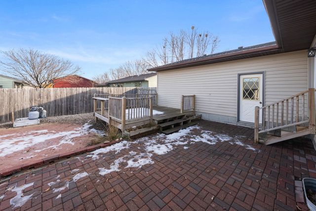 5904 W 58th St Street, Sioux Falls, SD 57106