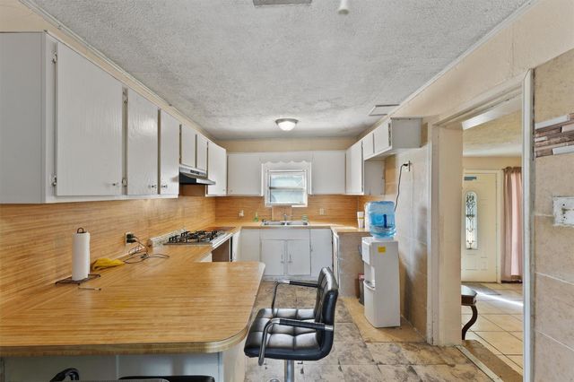 1608 Maiden Lane, Richmond, TX 77469