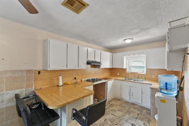 1608 Maiden Lane, Richmond, TX 77469