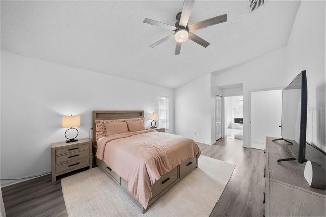 526 FITZWILLIAM WAY, Orlando, FL 32828