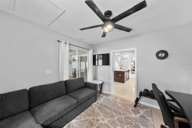 526 FITZWILLIAM WAY, Orlando, FL 32828