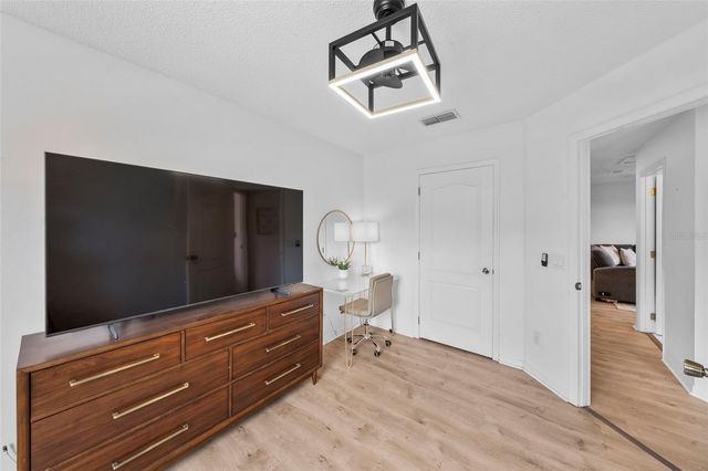 526 FITZWILLIAM WAY, Orlando, FL 32828