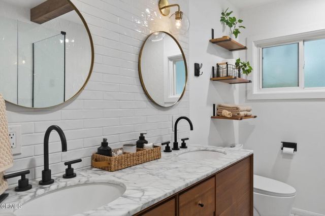 3155 Porter Lane, Ventura, CA 93003