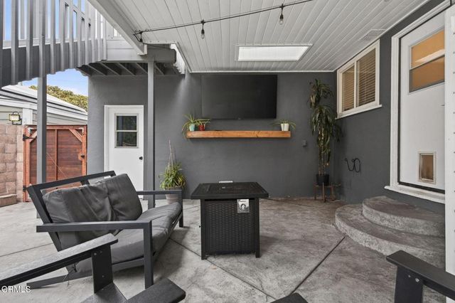 3155 Porter Lane, Ventura, CA 93003