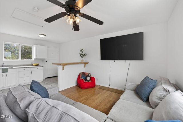 3155 Porter Lane, Ventura, CA 93003