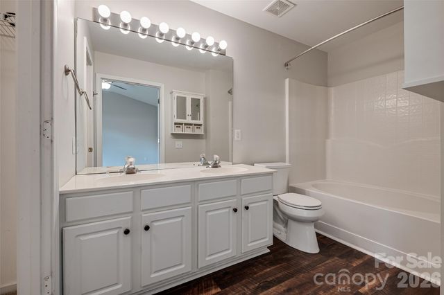 3186 Mannington Drive, Charlotte, NC 28270