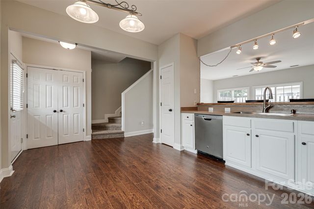 3186 Mannington Drive, Charlotte, NC 28270