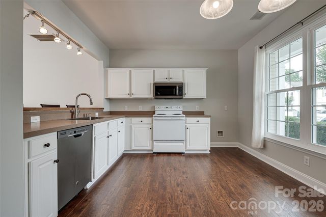 3186 Mannington Drive, Charlotte, NC 28270
