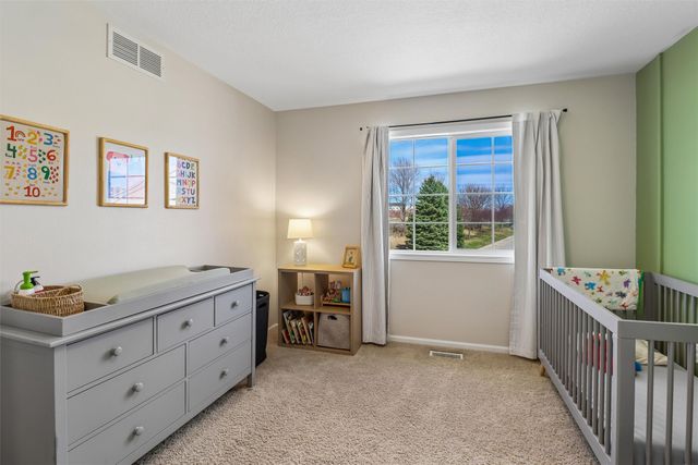 601 Orchard Hills Drive 5006, Norwalk, IA 50211