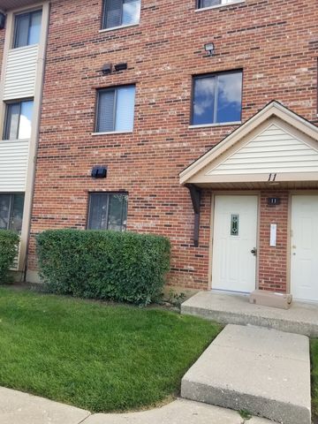 11 Parkside Court 6, Vernon Hills, IL 60061