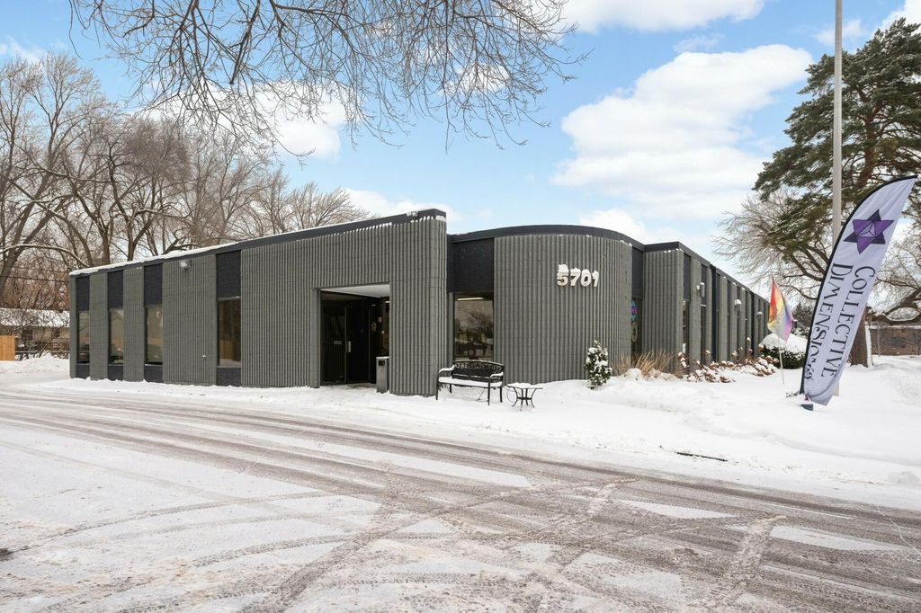 5701 Kentucky Avenue N, Crystal, MN 55428 — photo 3