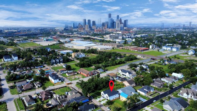 1917 West Street, Houston, TX 77026