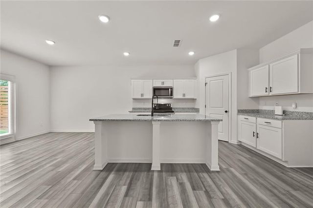 269 Knightsbridge Lane, Winder, GA 30680