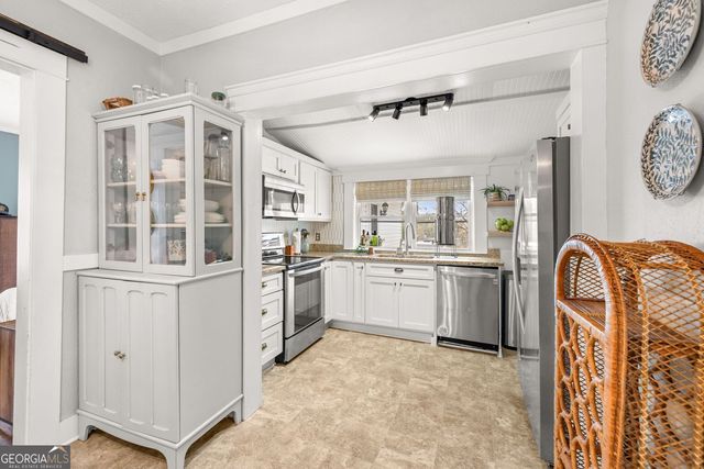 1157 Riverside Drive, Gainesville, GA 30501