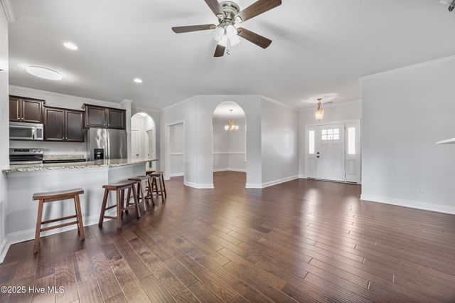 201 Cypress Branch Way, Jacksonville, NC 28540