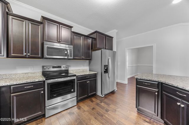 201 Cypress Branch Way, Jacksonville, NC 28540