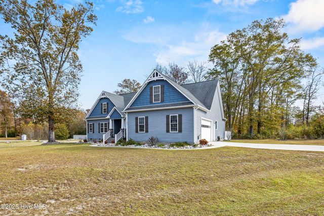 201 Cypress Branch Way, Jacksonville, NC 28540