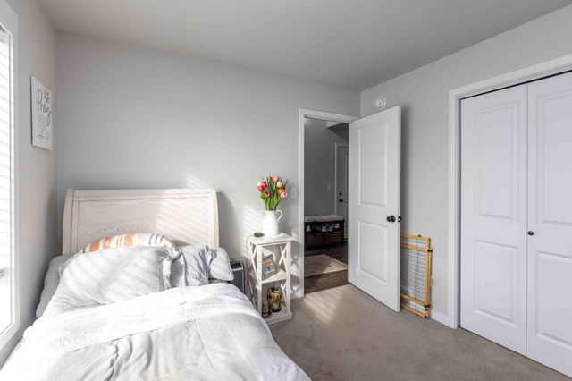 3407 47th Avenue S, Fargo, ND 58104