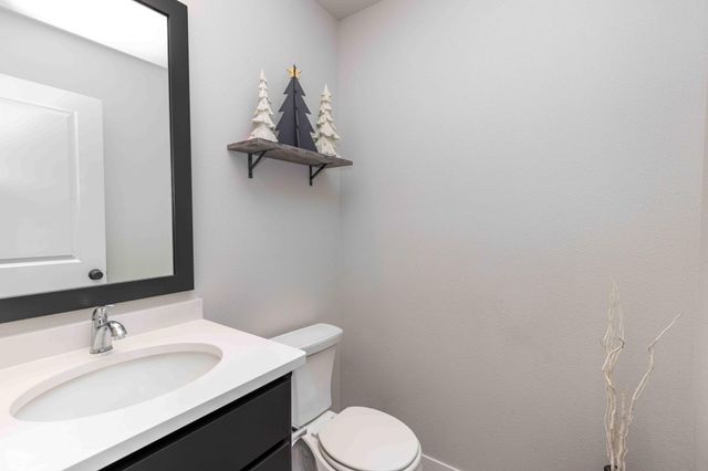 3407 47th Avenue S, Fargo, ND 58104