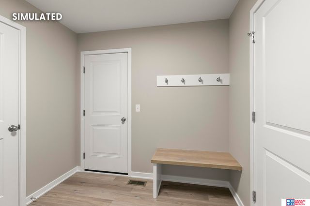 1416 N 104th Street, Lincoln, NE 68527