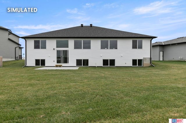 1416 N 104th Street, Lincoln, NE 68527