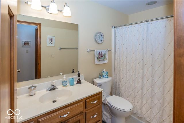 1125 Cricket Reel, Greenfield, IN 46140