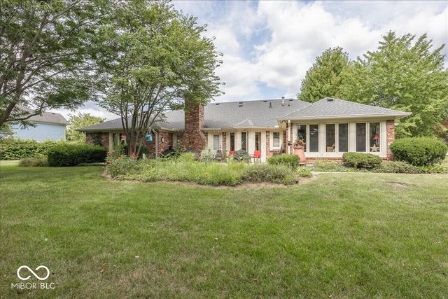 1125 Cricket Reel, Greenfield, IN 46140