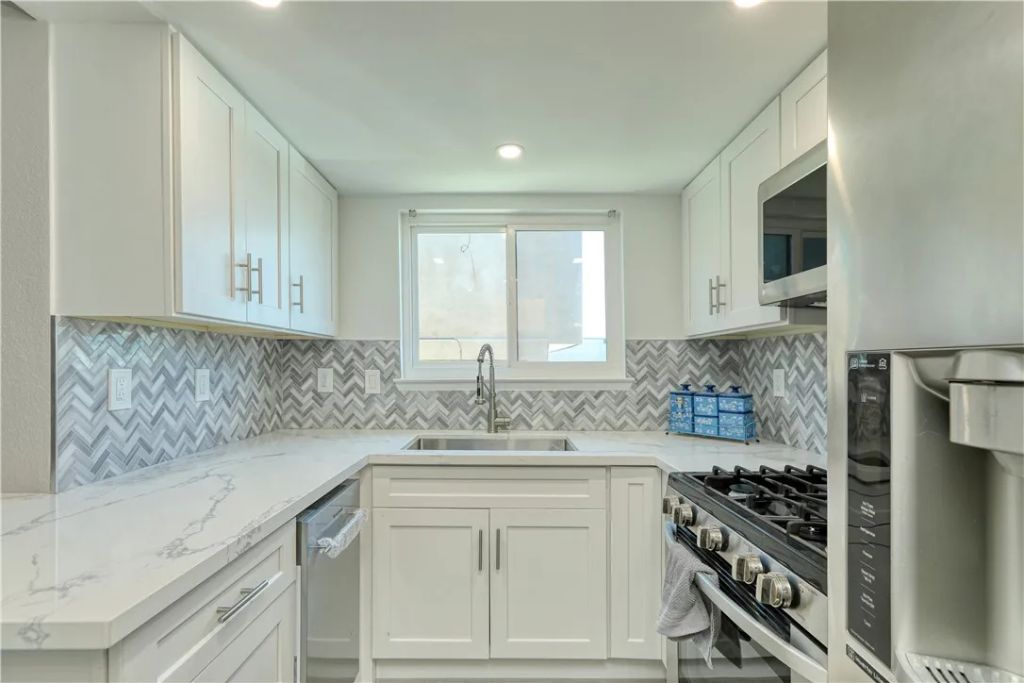 1663 Ramona Avenue, Grover Beach, CA 93433