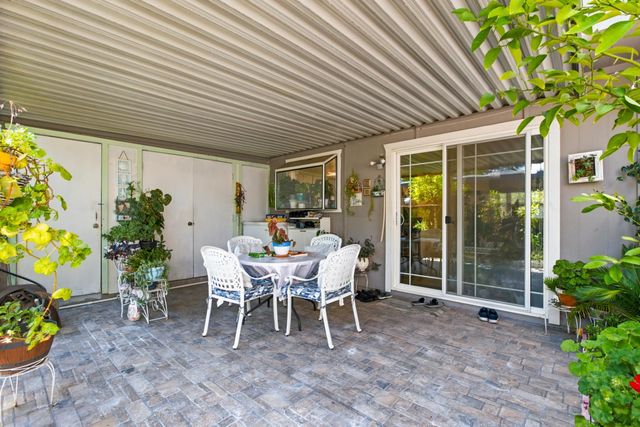 7518 Fairway Two Ave, Fair Oaks, CA 95628