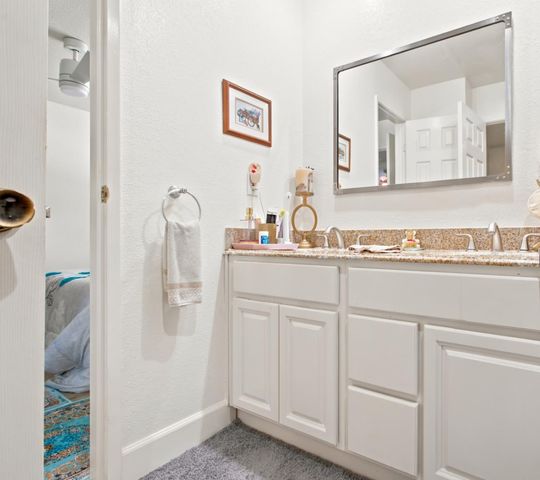 7518 Fairway Two Ave, Fair Oaks, CA 95628