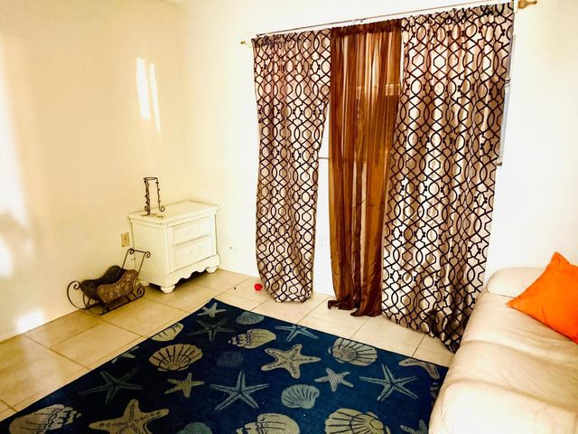 8460 Sunrise Lakes Boulevard 202, Sunrise, FL 33322