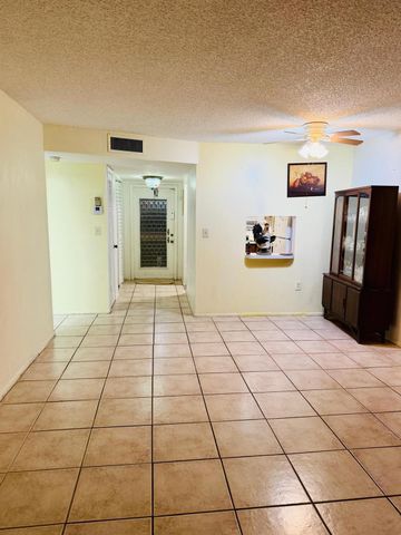 8460 Sunrise Lakes Boulevard 202, Sunrise, FL 33322
