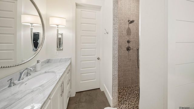 2121 Silverstone Ave, Port Allen, LA 70767