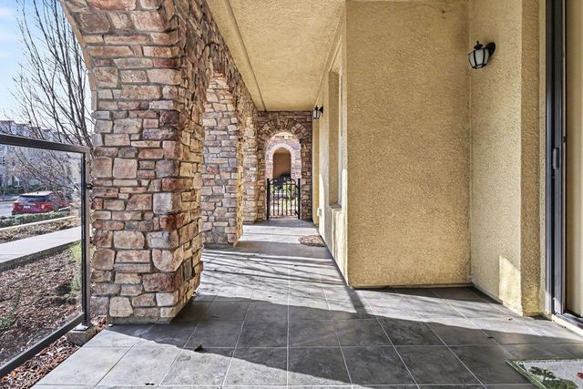 3727 Central Pkwy 28, Dublin, CA 94568